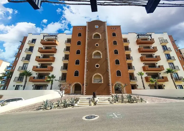 Apartment Stunning 3br With Ocean Views, Golf Course & Amenities Cabo San Lucas