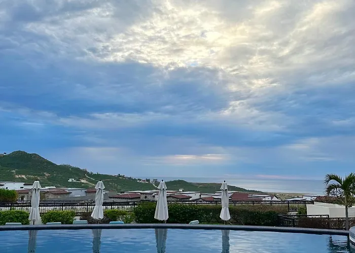 Apartment Stunning 3br With Ocean Views, Golf Course & Amenities