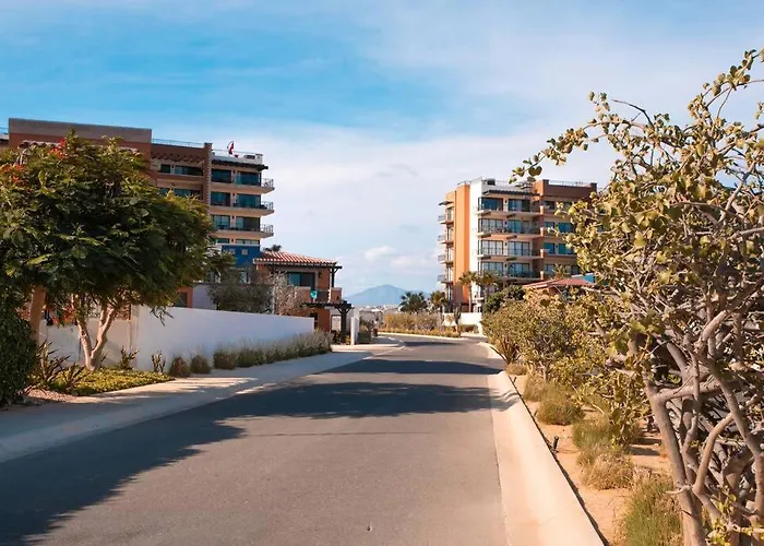 Apartment Stunning 3br With Ocean Views, Golf Course & Amenities Cabo San Lucas