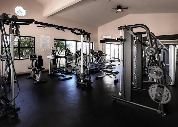 Stunning 3br With Ocean Views, Golf Course & Amenities Apartment *